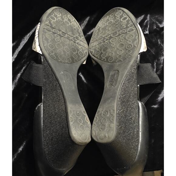 Anne Klein AK Sport Teaberry Slip On Wedge Black/White Size 9.5 Snake Skin - Picture 7 of 8